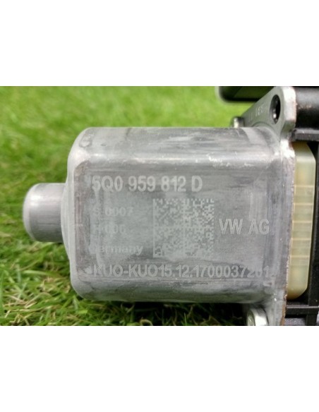[96554] MOTOR ELEVALUNAS TRASERO DERECHO - VOLKSWAGEN GOLF VII LIM. (01/2012 - 12/2017)