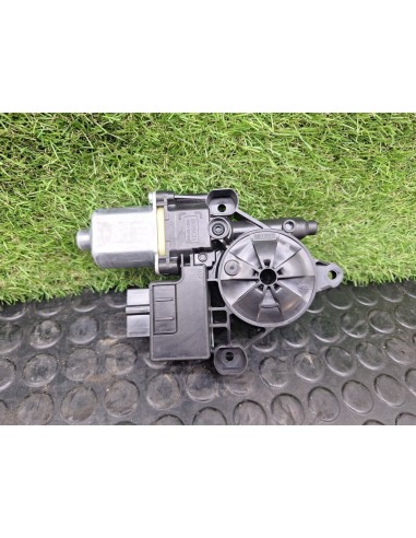 [102332] MOTOR ELEVALUNAS TRASERO IZQUIERDO -...