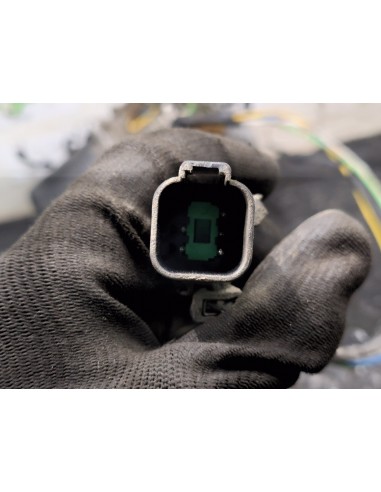 [105759] MOTOR LIMPIA DELANTERO - SCANIA SERIE...