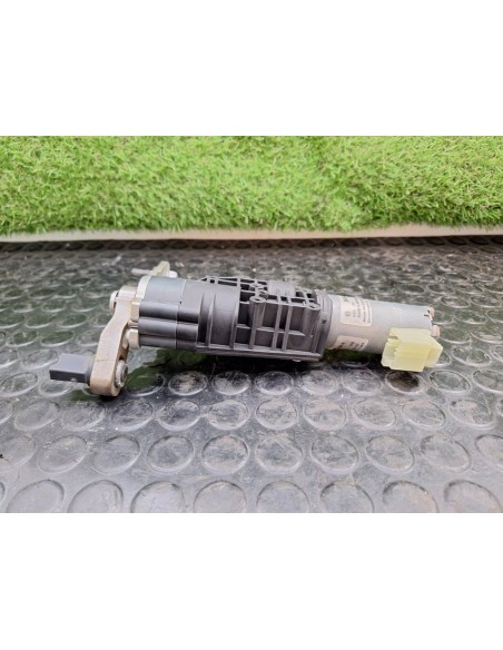 [101945] MOTOR PORTON TRASERO - AUDI Q7 4MG