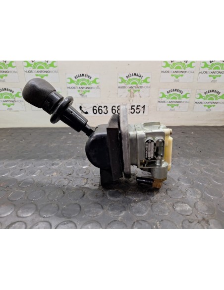 [106023] PALANCA FRENO DE MANO - MAN LE 140