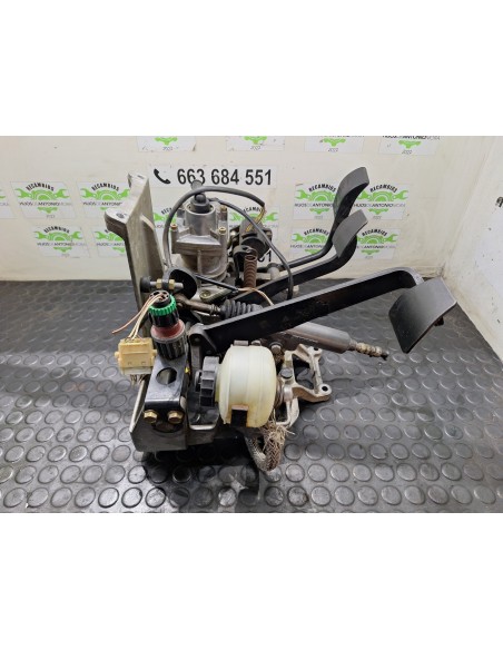 [106032] PEDALERA - MAN LE 140