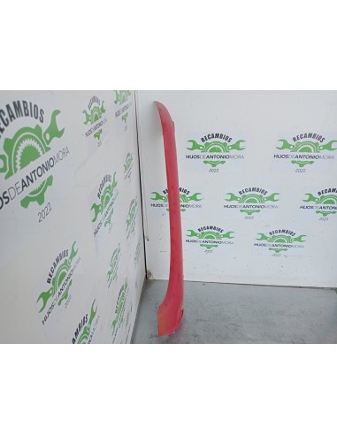 [102899] PILASTRA DE CABINA IZQUIERDA - MAN TG...