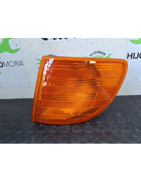 [102041] PILOTO DELANTERO DERECHO - MERCEDES VITO CAJA CERRADA 6.03 -