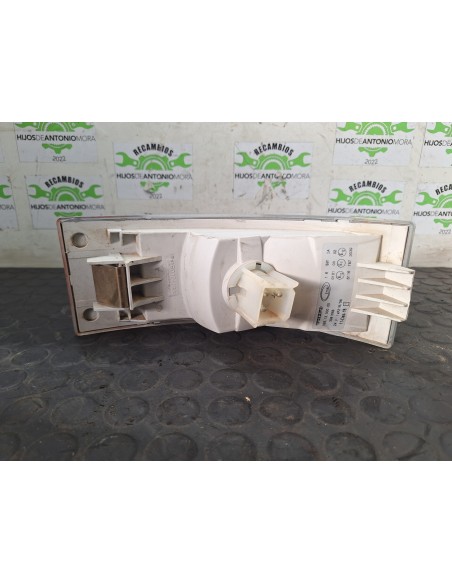 [105311] PILOTO DELANTERO IZQUIERDO - VOLVO FH 12 ASTA 2001 E2 / E3