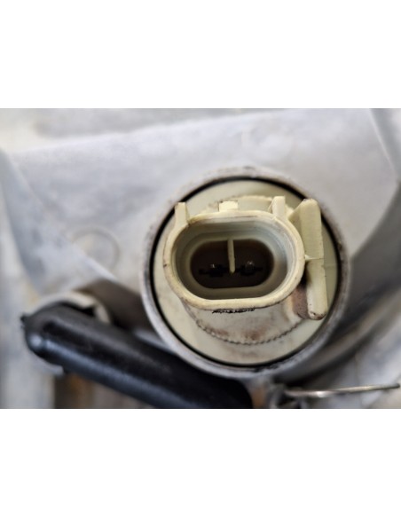 [106750] PILOTO DELANTERO IZQUIERDO - IVECO DAILY CAJA CERRADA