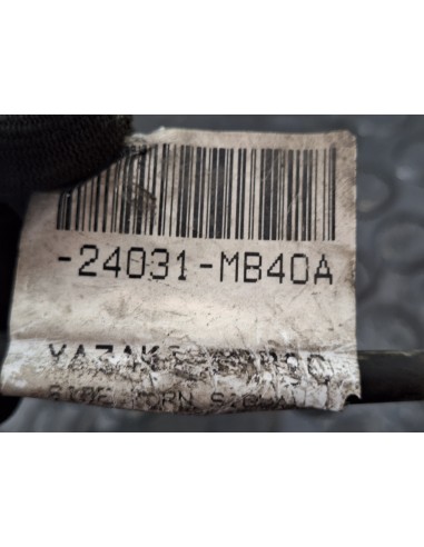 [104765] PILOTO LATERAL - NISSAN CABSTAR -09.06...