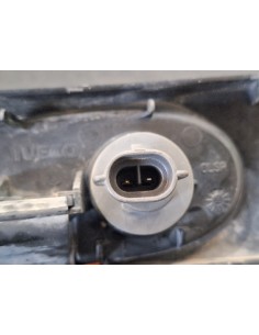 [106759] PILOTO LATERAL DERECHO - IVECO DAILY CAJA CERRADA