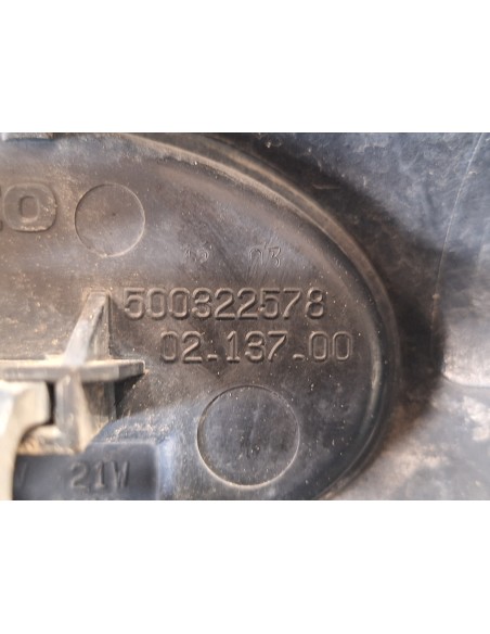 [106762] PILOTO LATERAL IZQUIERDO - IVECO DAILY CAJA CERRADA