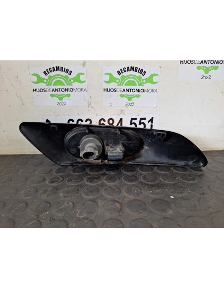 [106762] PILOTO LATERAL IZQUIERDO - IVECO DAILY CAJA CERRADA