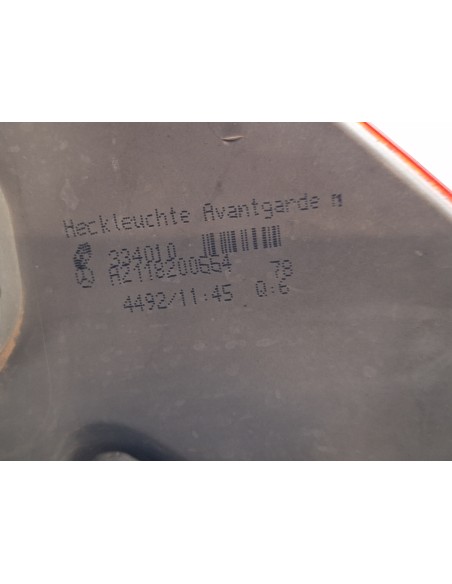 [104997] PILOTO TRASERO DERECHO - MERCEDES CLASE E (W124) BERLINA