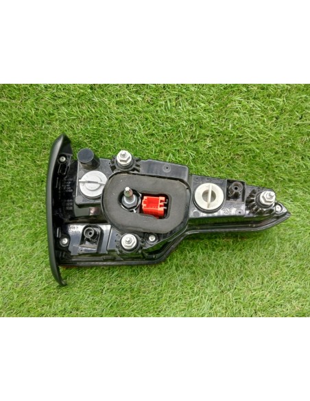 [95357] PILOTO TRASERO DERECHO INTERIOR - AUDI A4 ALLROAD QUATTRO (8WH) (01/2016 - 01/2019)