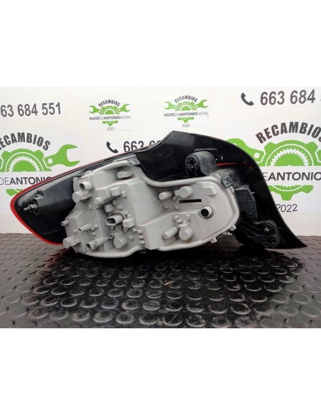 [97123] PILOTO TRASERO EXTERIOR DERECHO - BMW SERIE 3 CABRIO (E36)