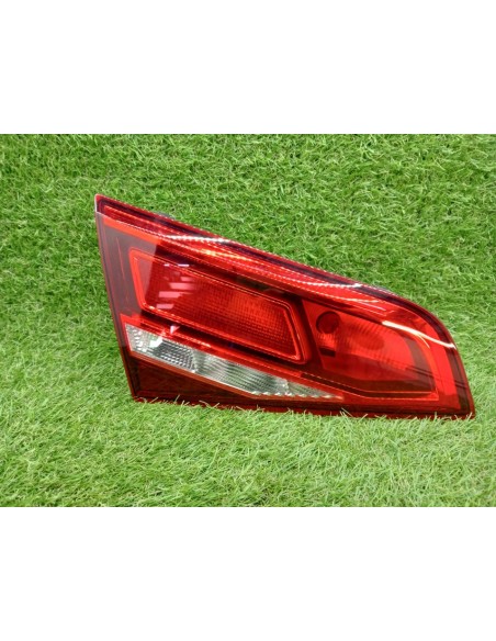 [95353] PILOTO TRASERO IZQUIERDO INTERIOR - AUDI A3 (8P)