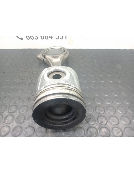 [101348] PISTON - IVECO EUROCARGO TECTOR (01/2001 - 12/2003)