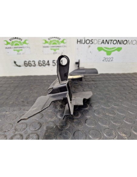 [100330] PLASTICO - VOLKSWAGEN GOLF VI (5K1)