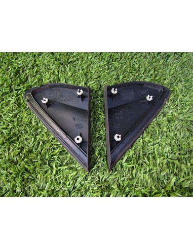 [94219] PLASTICO - VOLKSWAGEN UP! (122)...