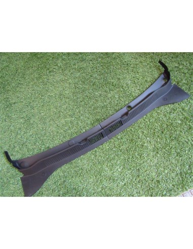 [94123] PLASTICO - VOLKSWAGEN UP! (122)...