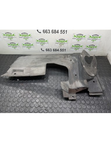 [105996] PLASTICO - NISSAN NT400 CABSTAR...