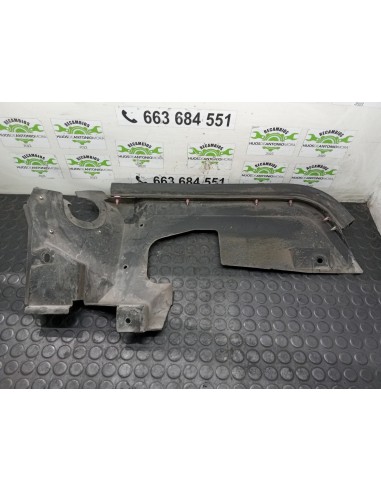 [105996] PLASTICO - NISSAN NT400 CABSTAR...