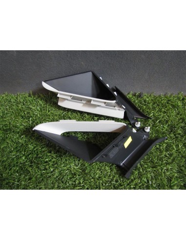 [93594] PLASTICO - VOLKSWAGEN GOLF VII LIM....