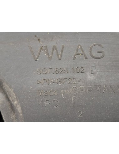 [102130] PLASTICO - VOLKSWAGEN TIGUAN...