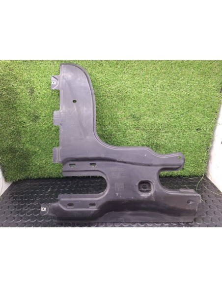 [102130] PLASTICO - VOLKSWAGEN TIGUAN ALLSPACE(BW2)