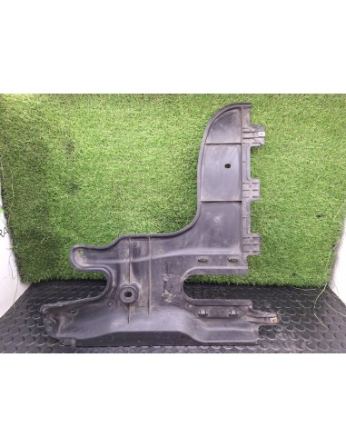 [102130] PLASTICO - VOLKSWAGEN TIGUAN...