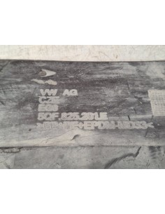 [101517] PLASTICO - VOLKSWAGEN TIGUAN 2