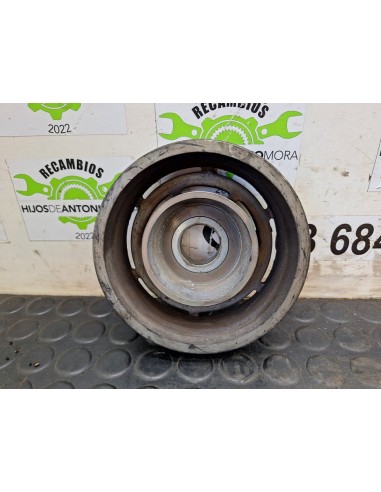 [104122] POLEA BOMBA AGUA - IVECO DAILY CAJA...