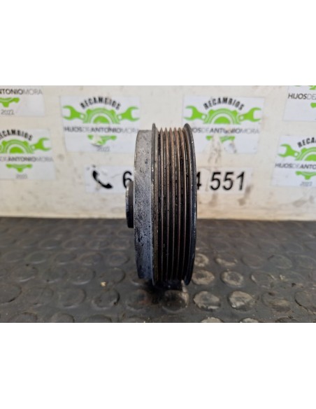 [104122] POLEA BOMBA AGUA - IVECO DAILY CAJA CERRADA