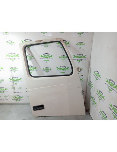 [100384] PUERTA DELANTERA DERECHA - VOLVO FH 12 2002 - (01/2002 - 01/2006)
