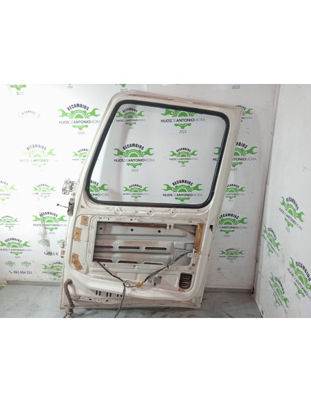 [100384] PUERTA DELANTERA DERECHA - VOLVO FH 12 2002 - (01/2002 - 01/2006)