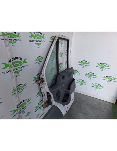 [102063] PUERTA DELANTERA DERECHA - FORD...