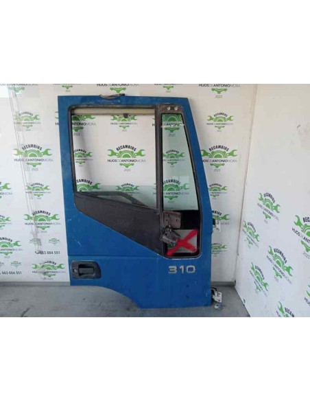 [104822] PUERTA DELANTERA DERECHA - IVECO STRALIS (AS) (01/2012 - 01/2019)