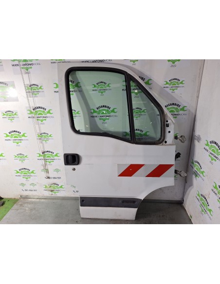[106363] PUERTA DELANTERA DERECHA - RENAULT MASTER MAXI CAJA CERRADA (01/2002 - ...)