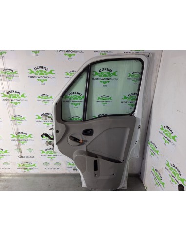 [106363] PUERTA DELANTERA DERECHA - RENAULT...