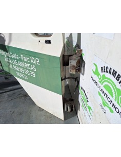 [106431] PUERTA DELANTERA DERECHA - NISSAN ECO - T...