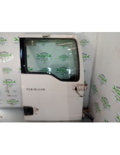 [106438] PUERTA DELANTERA DERECHA - MAN TGX 18.XXX...