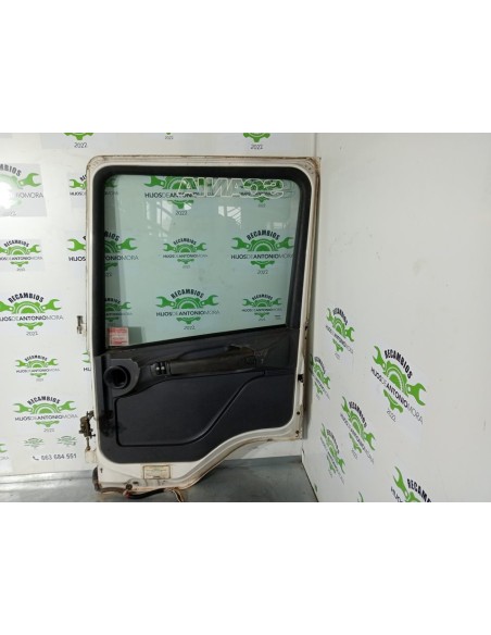 [98845] PUERTA DELANTERA DERECHA - SCANIA SERIE 4 (P/R 94 G) (01/1996 - 01/2004)