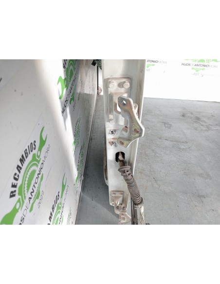 [100119] PUERTA DELANTERA IZQUIERDA - RENAULT MIDLUM (01/2000 - 12/2013)