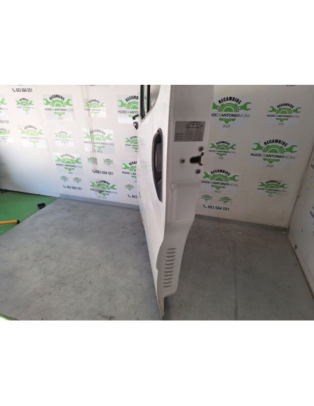 [100451] PUERTA DELANTERA IZQUIERDA - NISSAN PRIMASTAR (X83)