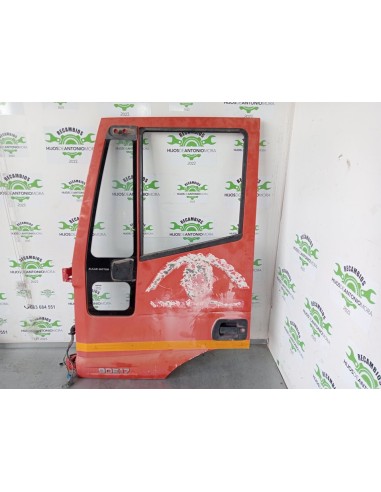 [102655] PUERTA DELANTERA IZQUIERDA - IVECO...