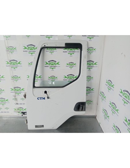 [103330] PUERTA DELANTERA IZQUIERDA - RENAULT HR XXX.18/26 PREMIUM 01 - (01/2001 - 12/2006)