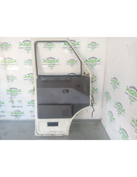 [104968] PUERTA DELANTERA IZQUIERDA - IVECO DAILY CAJA ABIERTA / VOLQUETE (01/1989 - 01/1999)