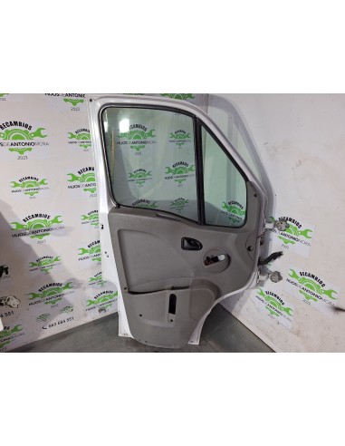 [106364] PUERTA DELANTERA IZQUIERDA - RENAULT...