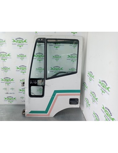 [99608] PUERTA DELANTERA IZQUIERDA - IVECO...