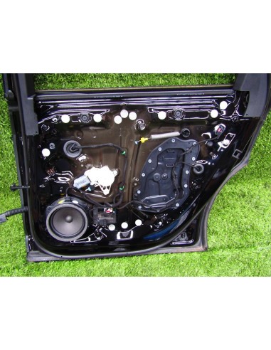 [92881] PUERTA TRASERA DERECHA - AUDI A8 (D2)...