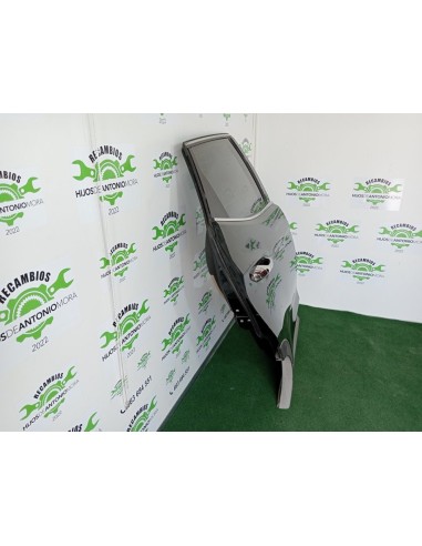 [95996] PUERTA TRASERA DERECHA - HYUNDAI SANTA...