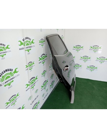 [95996] PUERTA TRASERA DERECHA - HYUNDAI SANTA FE (01/2018 - ...)